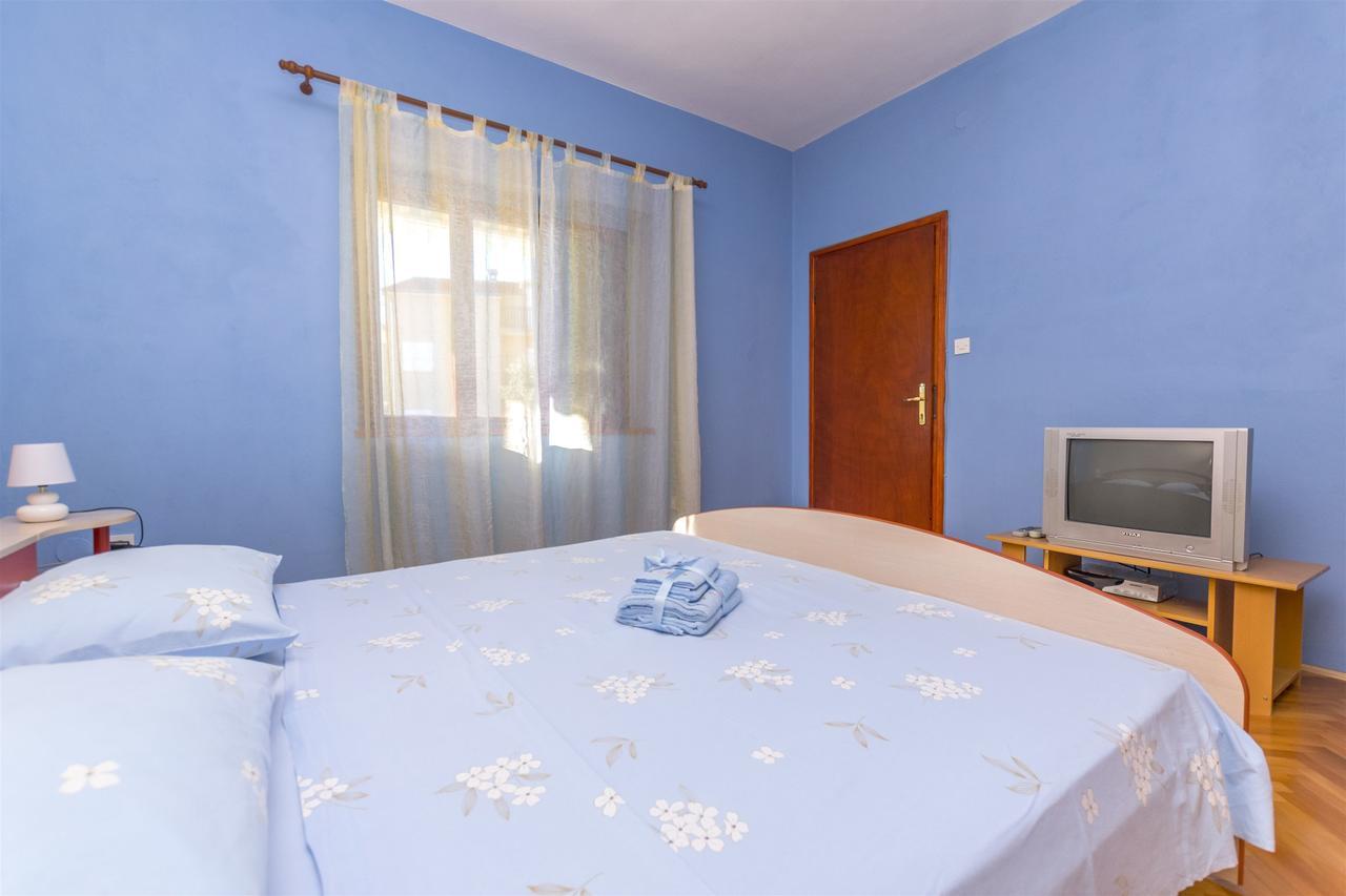Apartments Albina Brodarica  Exterior photo